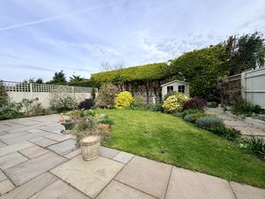 Photo 11- click for photo gallery